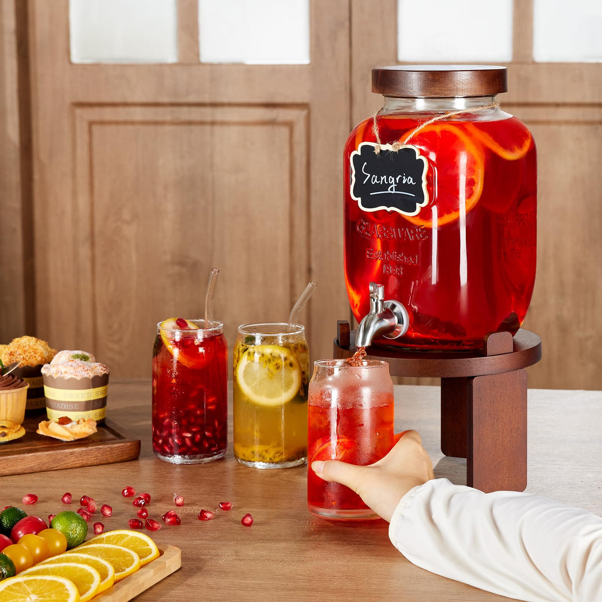 1 Gallon Glass Beverage Dispenser with Stainless Steel Spigot A21098