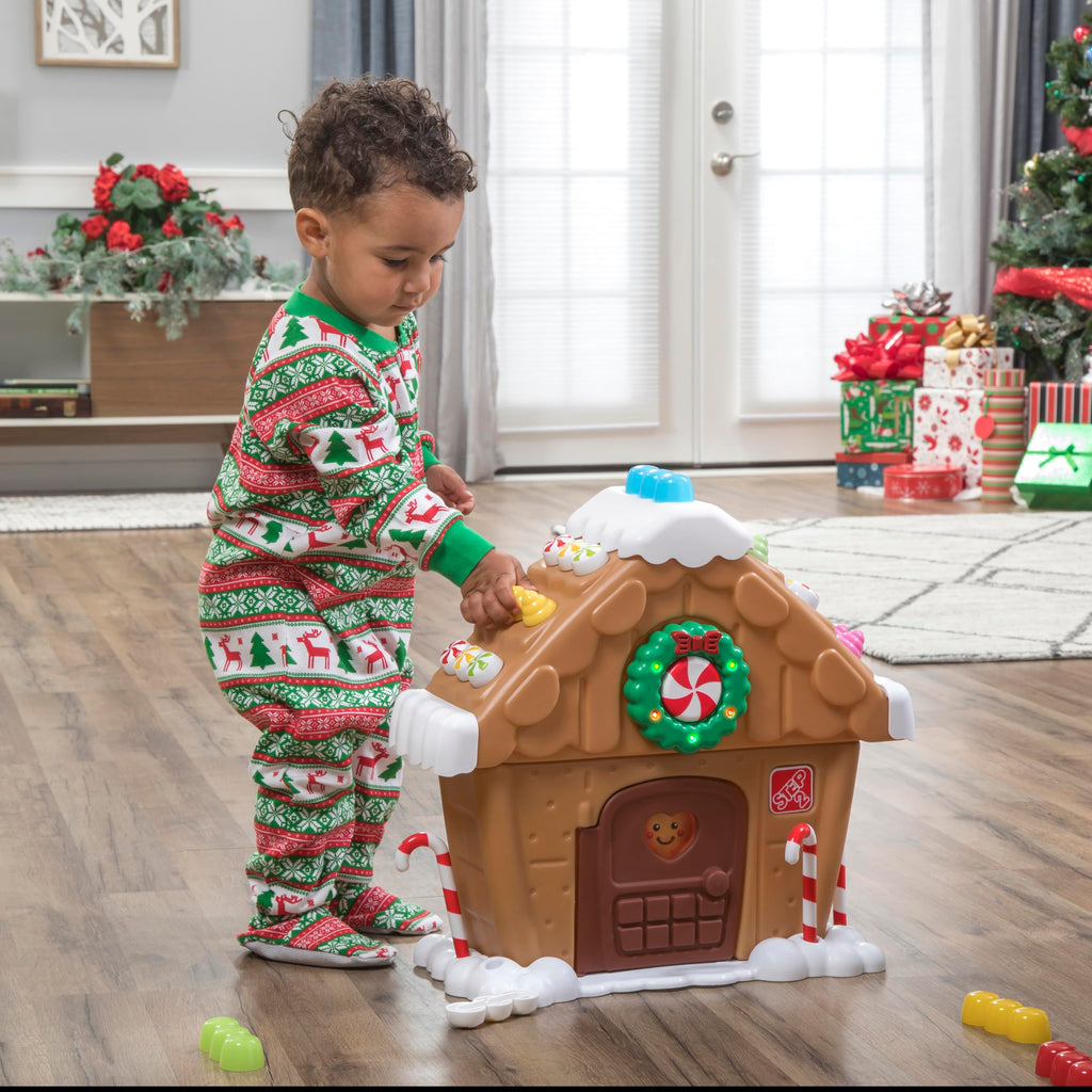 Kids Interactive Christmas Holiday Toy with 20 Accessories F31019